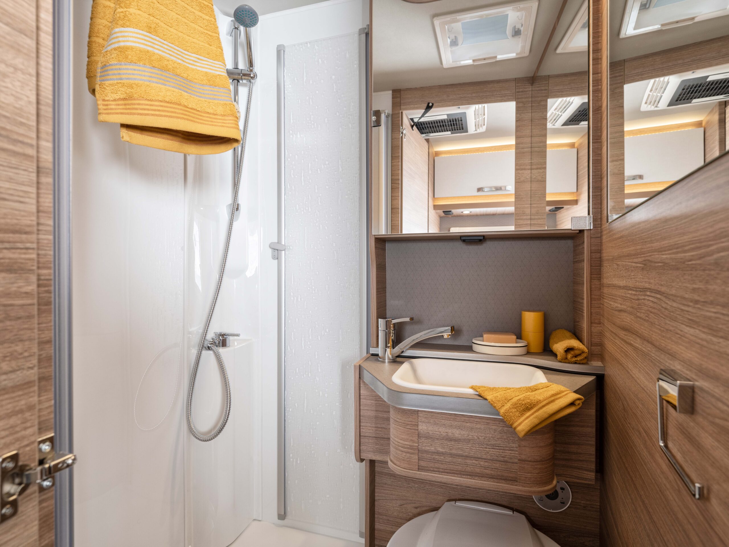 weinsberg-caracompact-pepper-edition-mb-640-meg-08